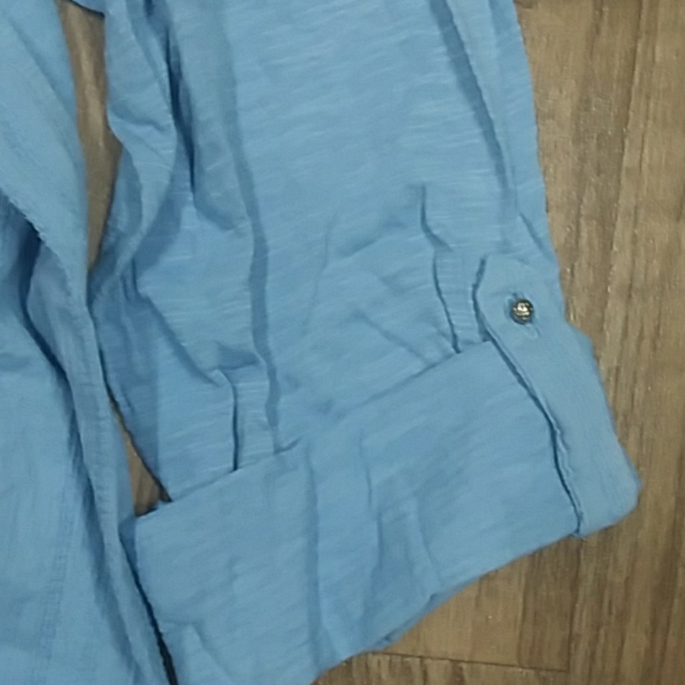 Gloria Vanderbilt Roll Tab Sleeve Blouse - Picture 4 of 4